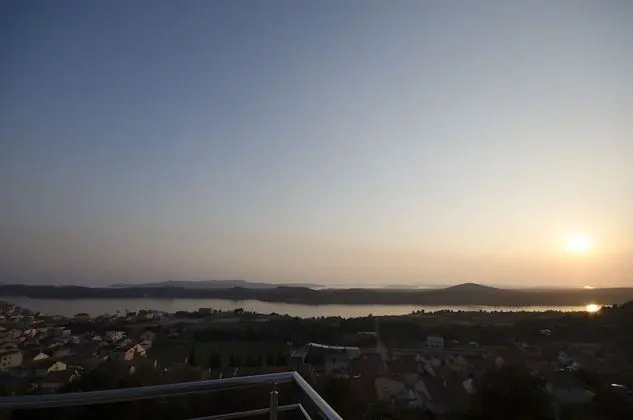 Apartment Golden Sunset