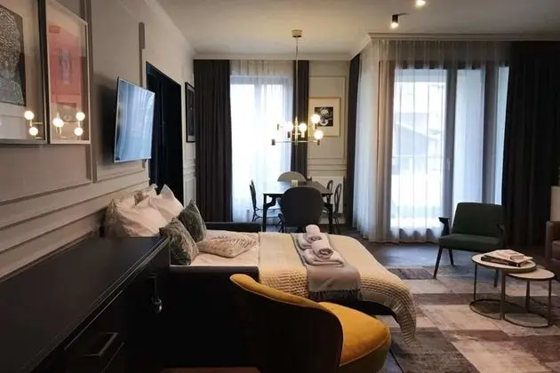 Apartment Harmonica by Loft Affair