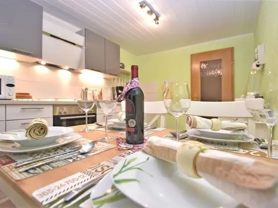 Apartment in the Harz With a log Cabin, Pond and Covered Seating Area - Mutfak