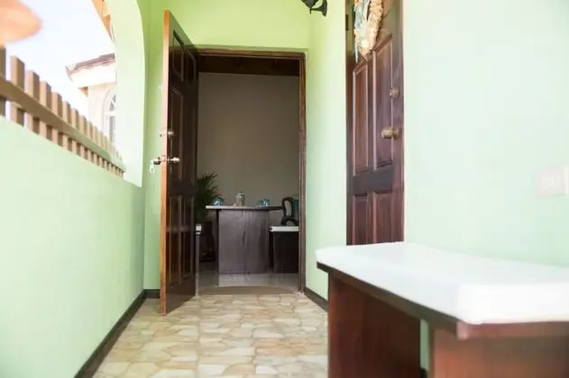 Apartment in Hellshire near Beach - Dış Mekan