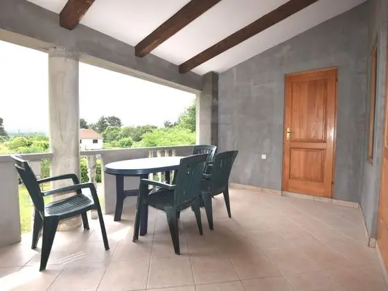 Apartment in Holiday Home With Private Pool, Garden With Grill, Airco and Wifi - Yerinde Yemek