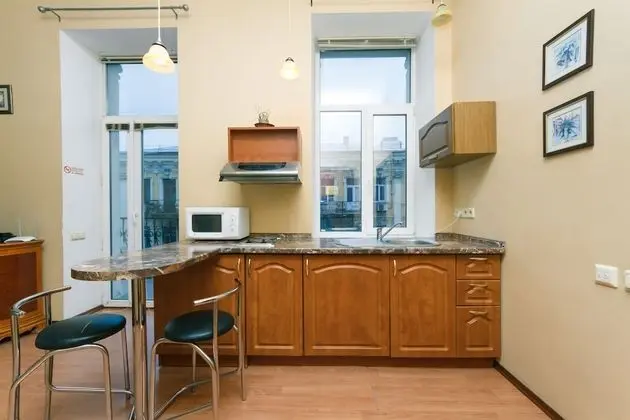Apartment with Jacuzzi in city center - Mutfak