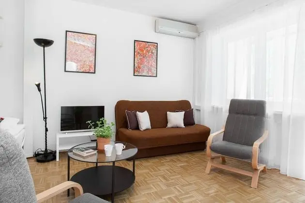 Apartment Kakowskiego Warsaw by Renters - Öne Çıkan Resim
