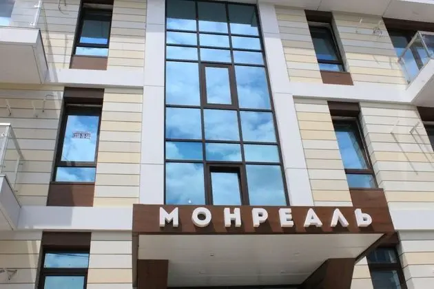 Apartment on Kamyshovaya 41, apt 18