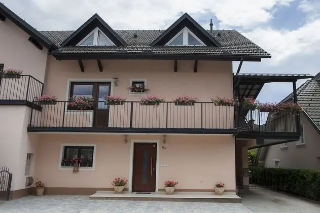 Apartment Karolina - Dış Mekan