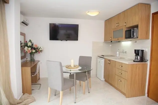 Hotel Apartment Kastoria - Oda