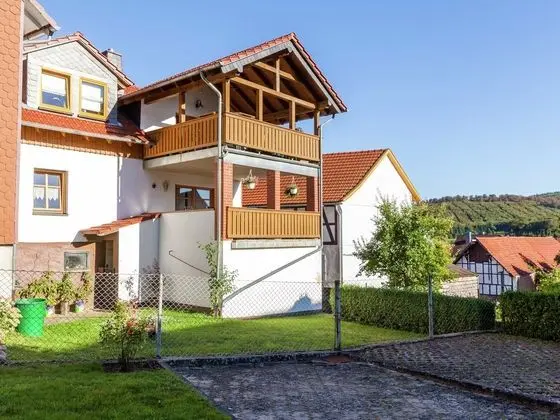Apartment in the Kellerwald National Park, With Balcony and Easy Access to a Host of Destinations - Dış Mekan