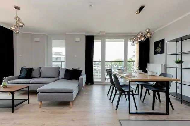 Apartment Kokoryczki Warsaw by Renters