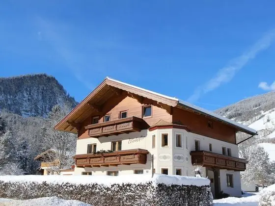 Apartment in Königsleiten Near Cross Country With Garden