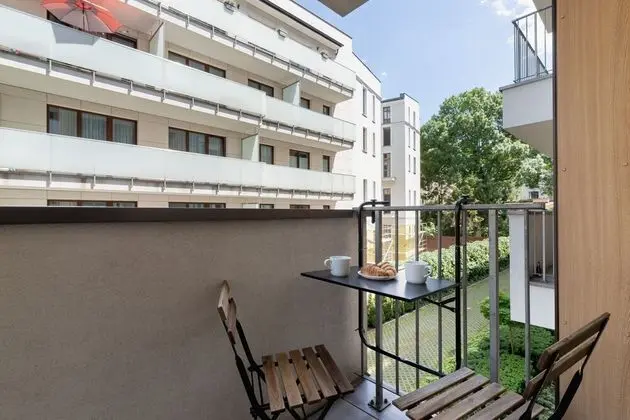 Apartment Krakow Nowy Swiat by Renters