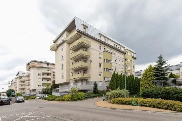 Apartment Krakow Raciborska by Renters