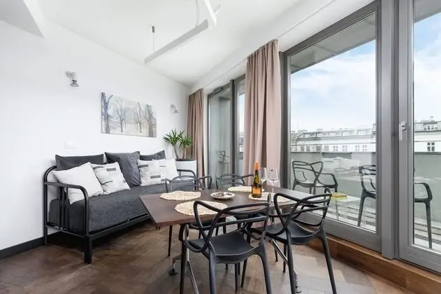 Apartment Krakow Sukiennicza by Renters