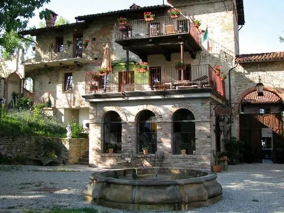 Apartment With Large Covered Terrace, in Small Residence With Swimming Pool - Dış Mekan