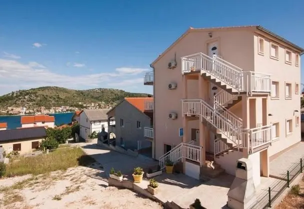 Apartment Leko Rogoznica - A4