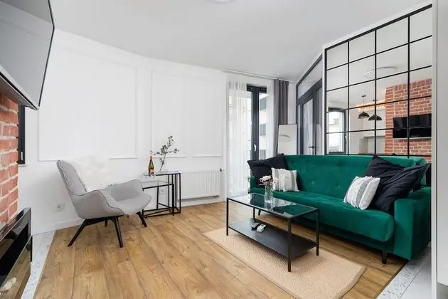 Apartment Limanowskiego by Renters