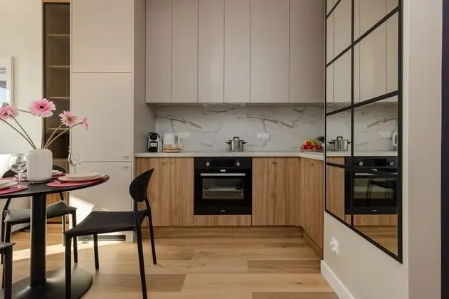 Apartment Łopuszańska Warsaw by Renters