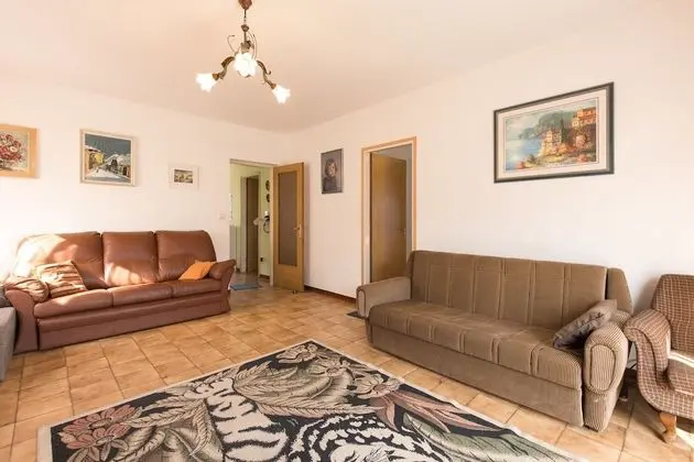 Apartment Lucia & Holiday Home Nino - İç Mekan