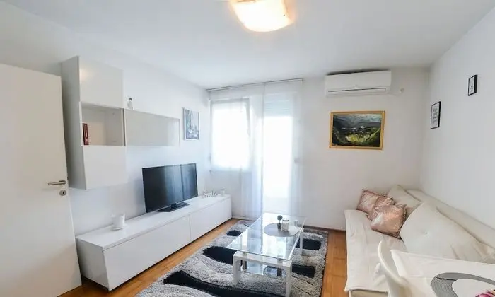 Apartment Lucija