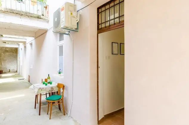 Apartment Lucy