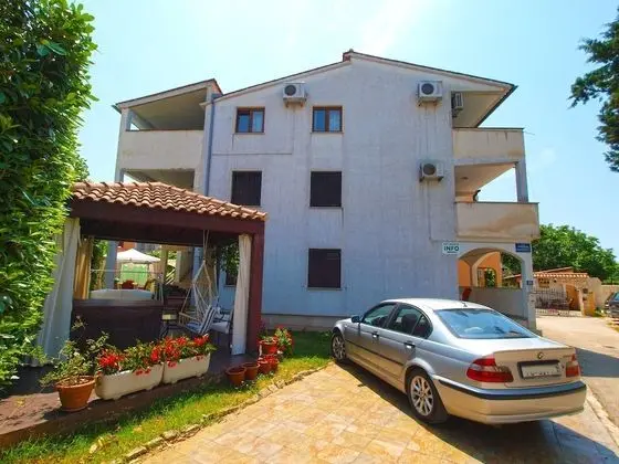 Apartment Marija 85