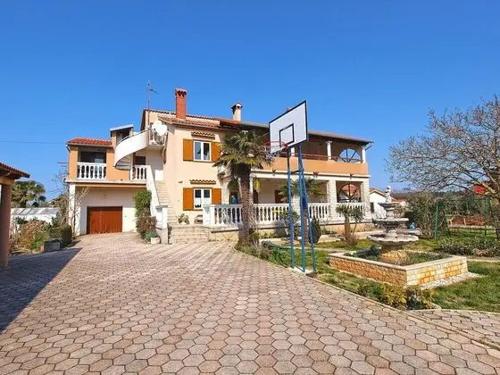 Apartment Mirjana 734