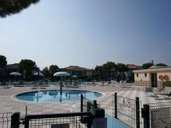 Apartment in Modern Residence With Swimming Pool - By Beahost Rentals