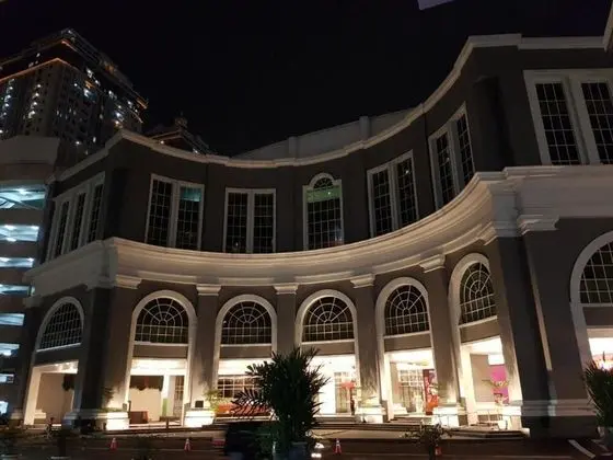 Apartment MoI Kelapa Gading by Gading Property - Dış Mekan