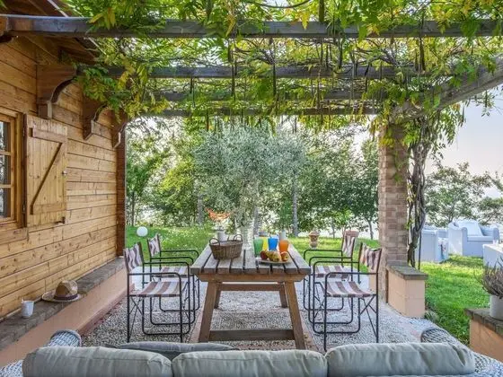 Apartment in Montemaggiore With Views From Hills to Sea