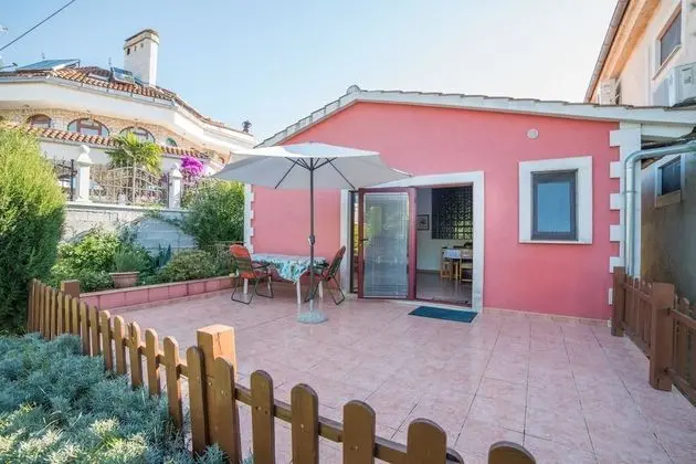 Apartment Nada / One Bedroom