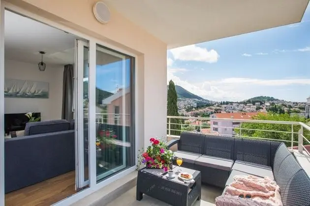 Apartment Navis