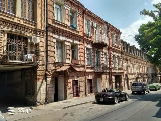 Apartment near Dry Bridge