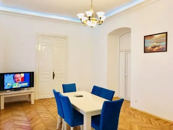 Apartment near Fountain Square - Oda Düzeni