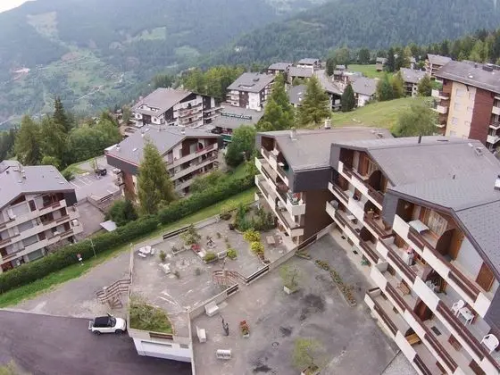 Apartment Near the Ski Lifts - Dış Mekan