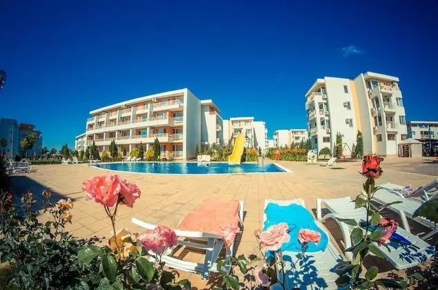 Apartment in Nessebar Fort Club - Dış Mekan