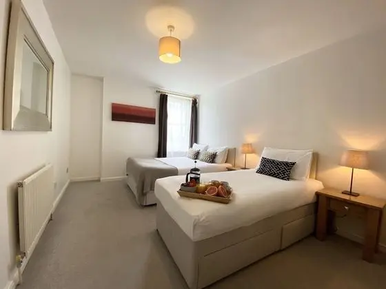 Apartment Next to Victoria Station - Öne Çıkan Resim