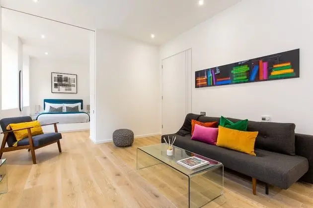 Apartment Off Regent Street