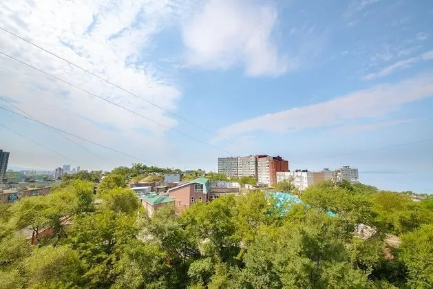 Apartment on Okeanskiy Pr. 103