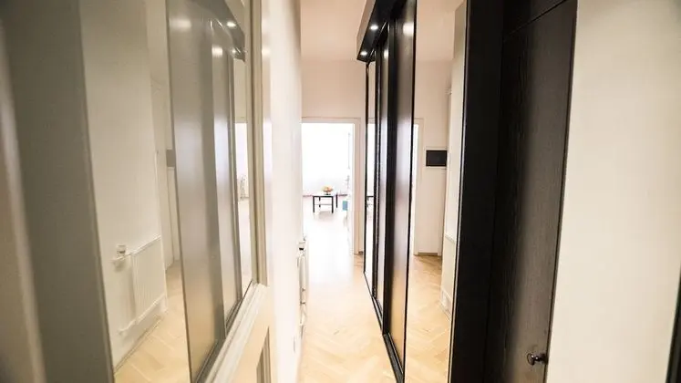 Apartment by the Old Town Square - Lobi