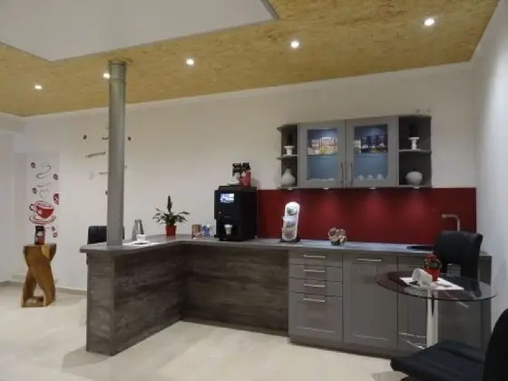 Apartment Panorama 1 near airport - Yerinde Yemek