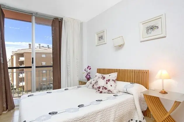 Apartment Paradís Park - Oda