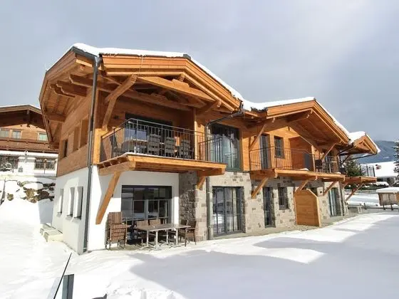Apartment in Piesendorf near Lake with Sauna