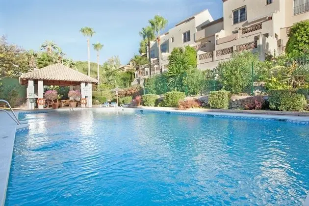 Apartment Pinos de Aloha - Havuz
