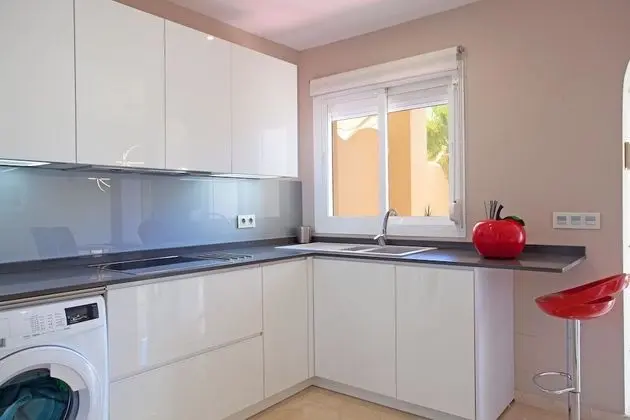 Apartment Pinos de Aloha - Mutfak