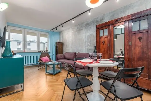 Apartment Plac Dabrowskiego by Renters