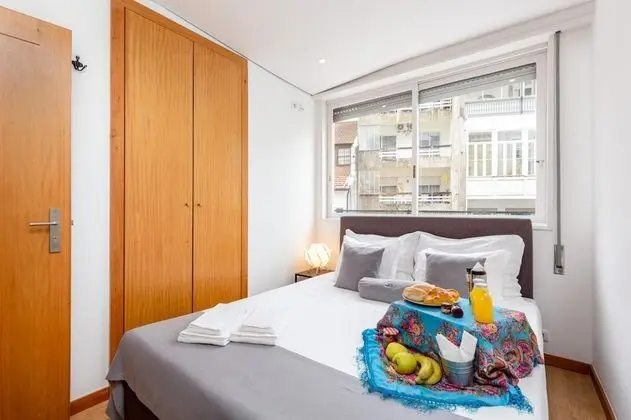 Apartment in Porto With Terrace Fully Equipped