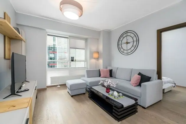 Apartment Poznan Towarowa by Renters - Öne Çıkan Resim
