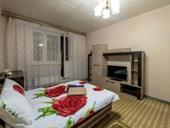 Apartment - Profsoyuznaya 136