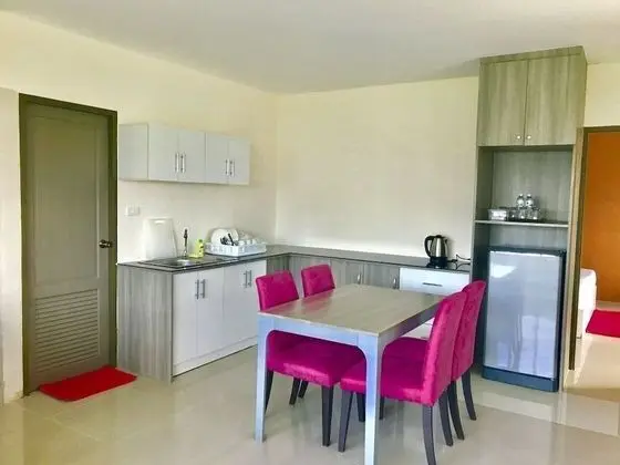 Apartment R-Con Wongamat - Mutfak