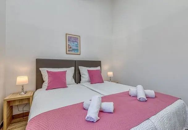 Apartment Rafaela 220m From the Beach - Oda