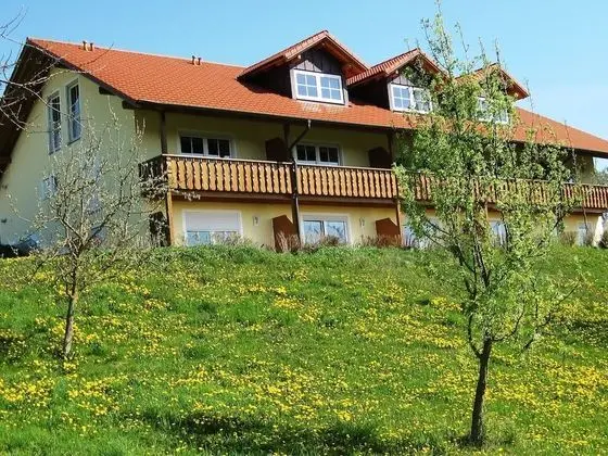 Apartment in Rotthalmünster With Terrace,garden,parking, BBQ - Dış Mekan